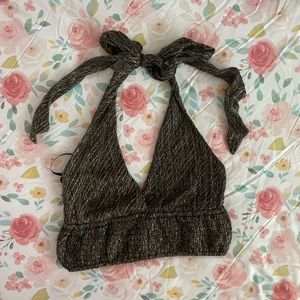 FOREVER 21 Black & Gold Halter Tie Crop Top. Size women’s M.